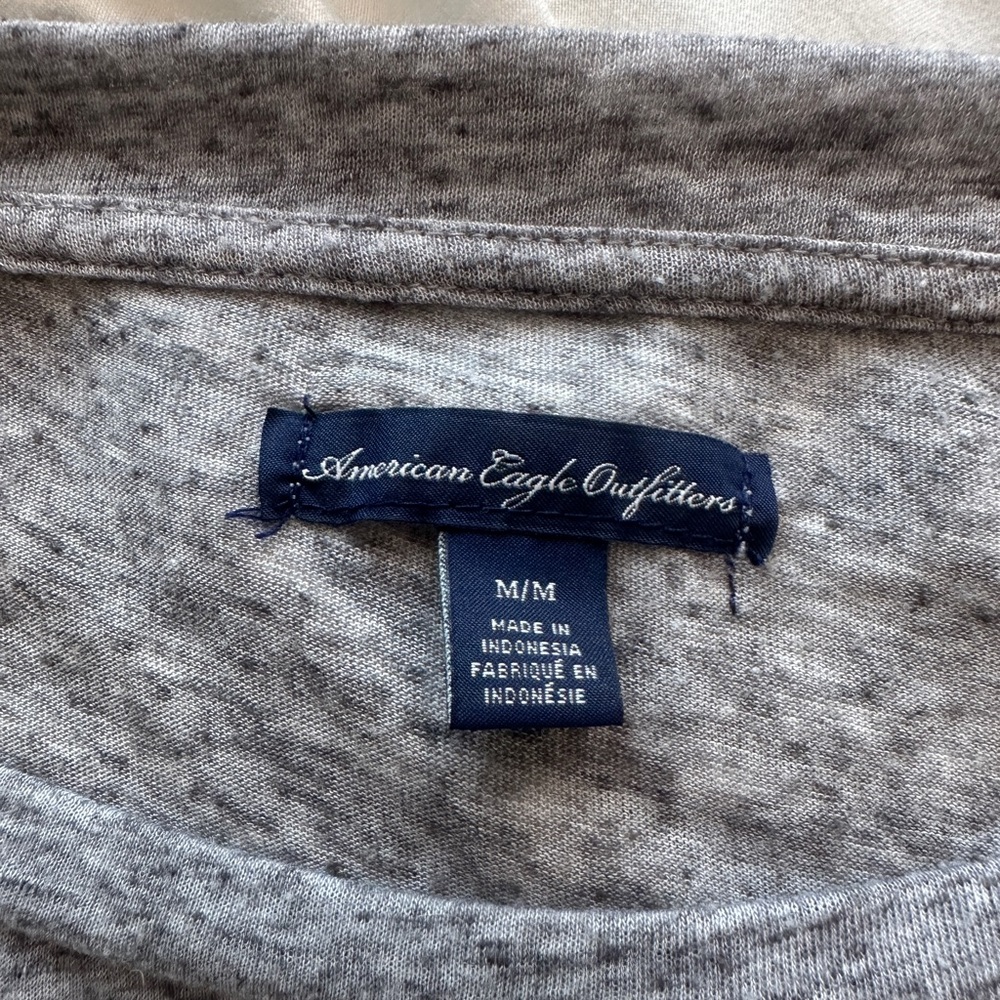 American Eagle Outfitters Gray Women's Top - Picture 4 of 5